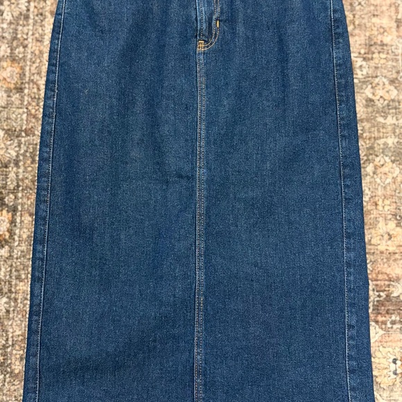 GAP Dresses & Skirts - GAP Classic Blue Denim